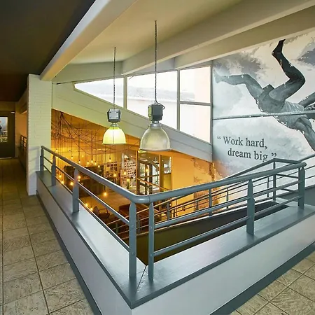 Sporting House 3* Тулуза
