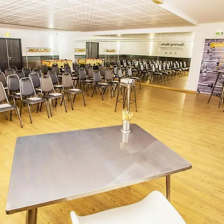Готель Sporting House Тулуза